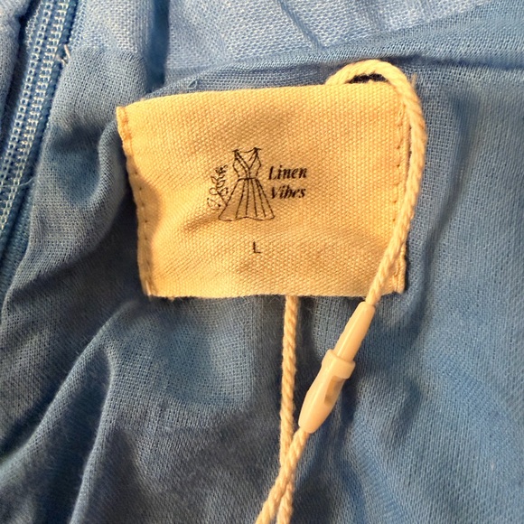 Elegant Long Sleeve Blue Floral Dress - Picture 5 of 6